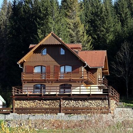 Penzion Ladova Stratená Exteriör bild